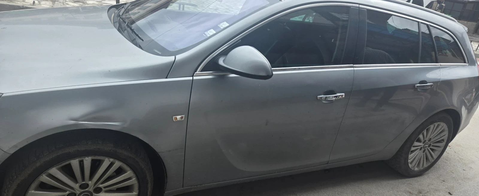 Opel Insignia, снимка 3 - Автомобили и джипове - 54378420
