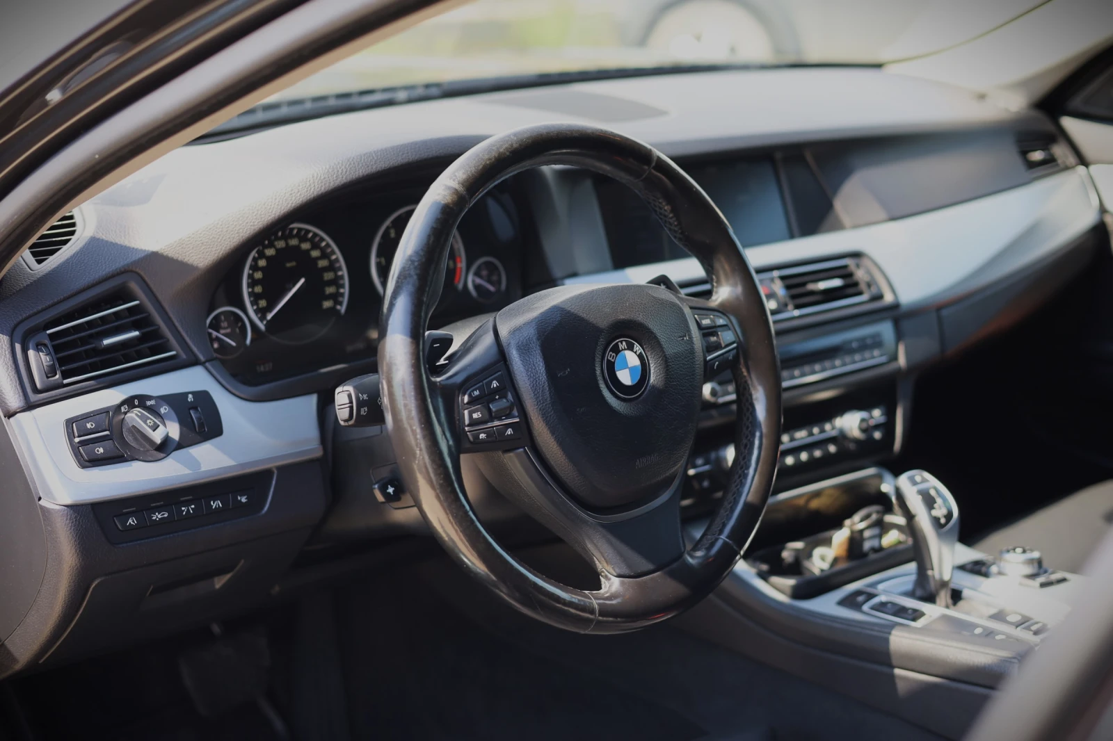 BMW 530 3.0 D, снимка 9 - Автомобили и джипове - 54466168