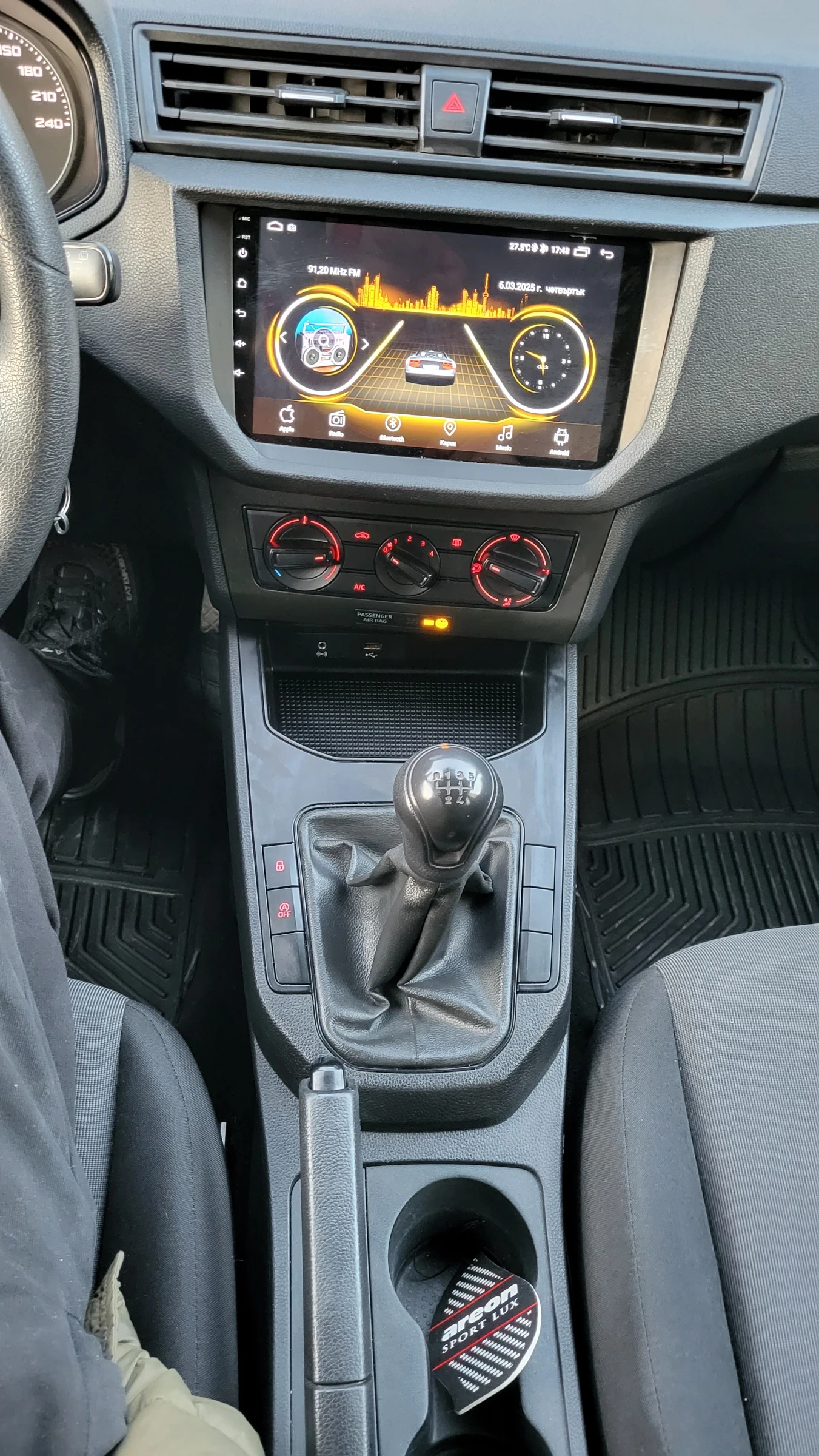Seat Ibiza, снимка 7 - Автомобили и джипове - 54659913