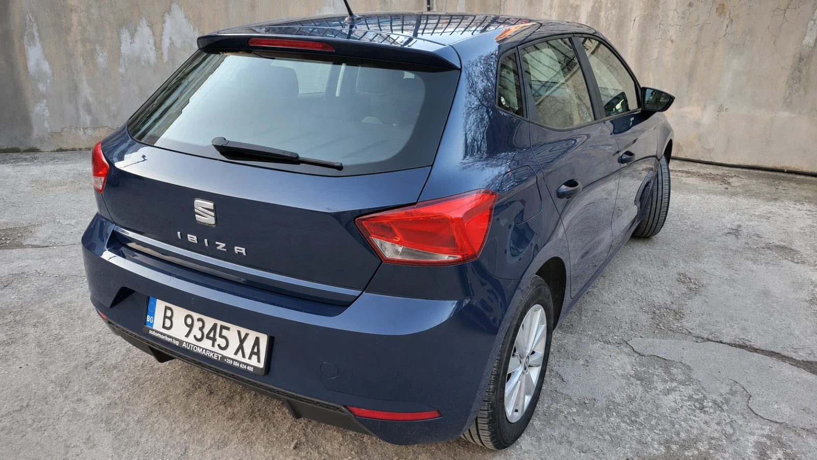 Seat Ibiza, снимка 8 - Автомобили и джипове - 54659913