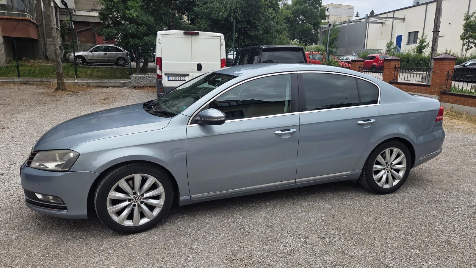 VW Passat, снимка 5 - Автомобили и джипове - 55272477