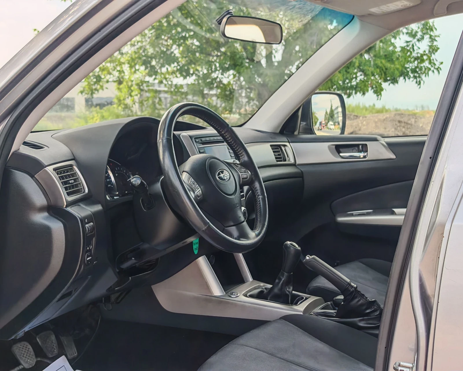 Subaru Forester 2.0 150 К.С. BIFUEL! , снимка 8 - Автомобили и джипове - 55330764