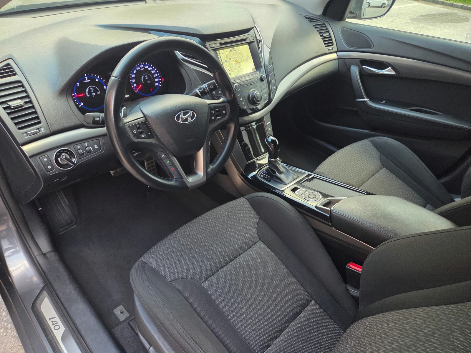 Hyundai I40 1.7 CRDi(141hp)Intuitive/Blue Drive/AT/Navi/�����a | Mobile.bg � ����������� 9