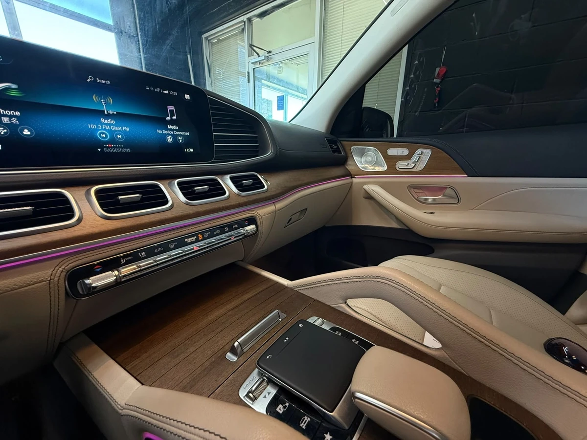 Mercedes-Benz GLE 450 PREMIUM* AMBIENT* BURM* PANO* АВТОКРЕДИТ, снимка 9 - Автомобили и джипове - 55641886