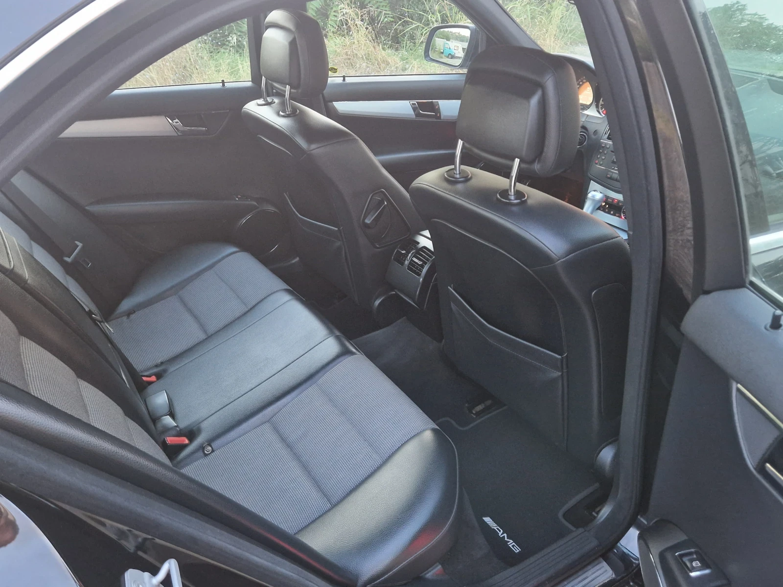 Mercedes-Benz C 220 2.2CDI AMG PAKET, снимка 12 - Автомобили и джипове - 55787052