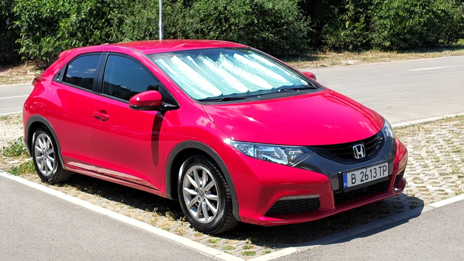 Honda Civic 1.4 I-vtec, снимка 2 - Автомобили и джипове - 56066357