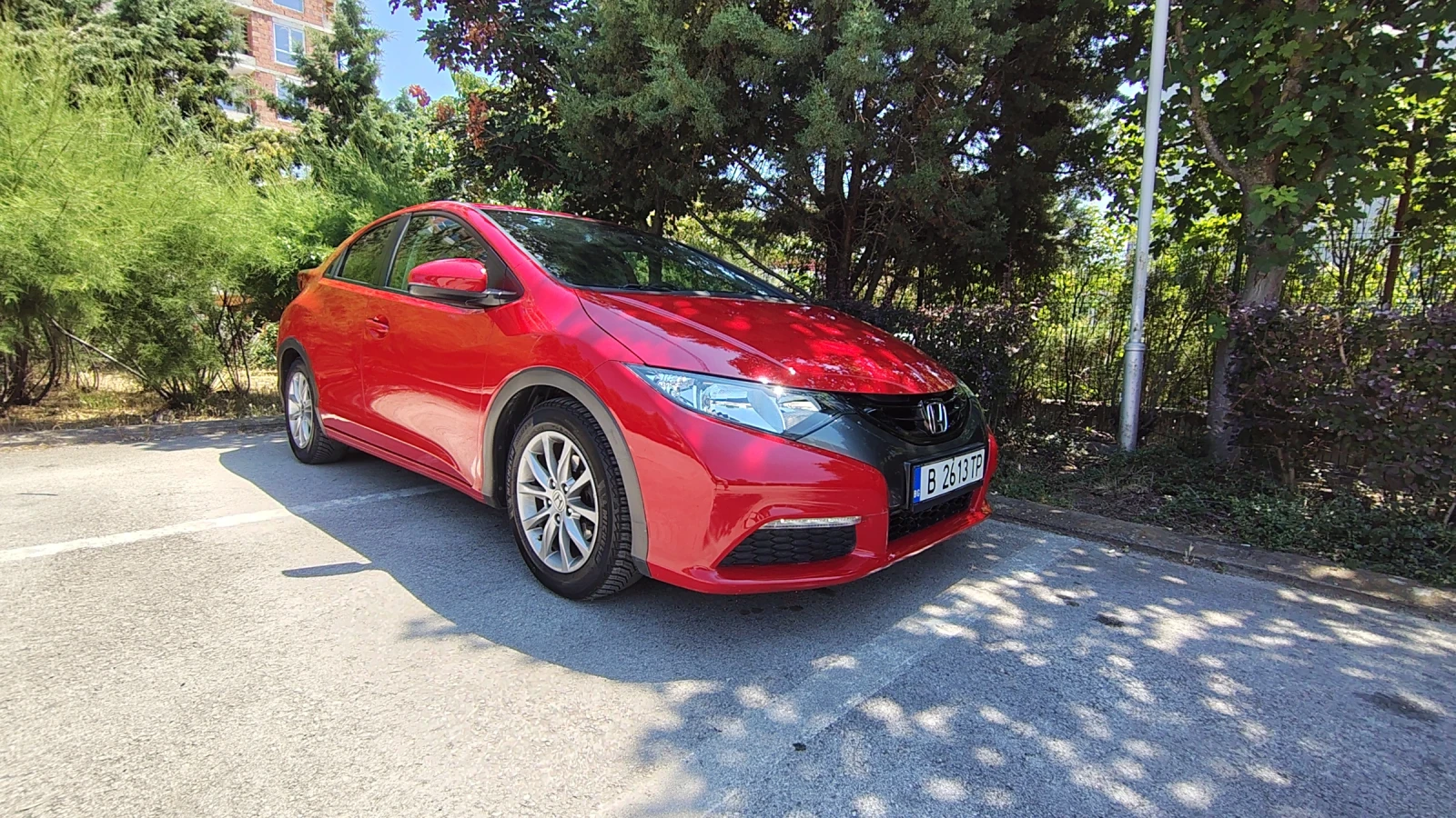 Honda Civic 1.4 I-vtec, снимка 8 - Автомобили и джипове - 56066357