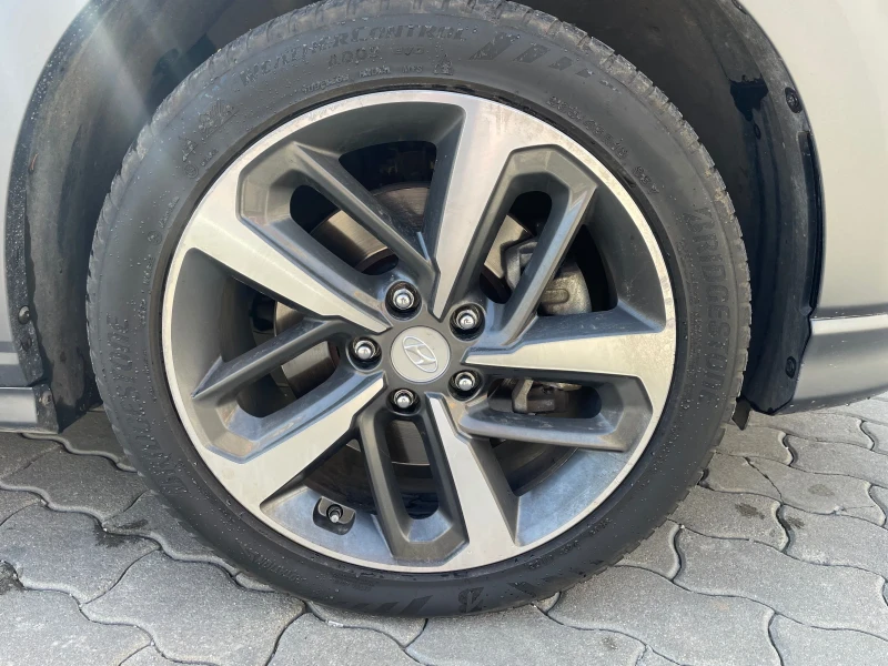 Hyundai Kona 1.6 T-GDI 4х4, снимка 7 - Автомобили и джипове - 47508617