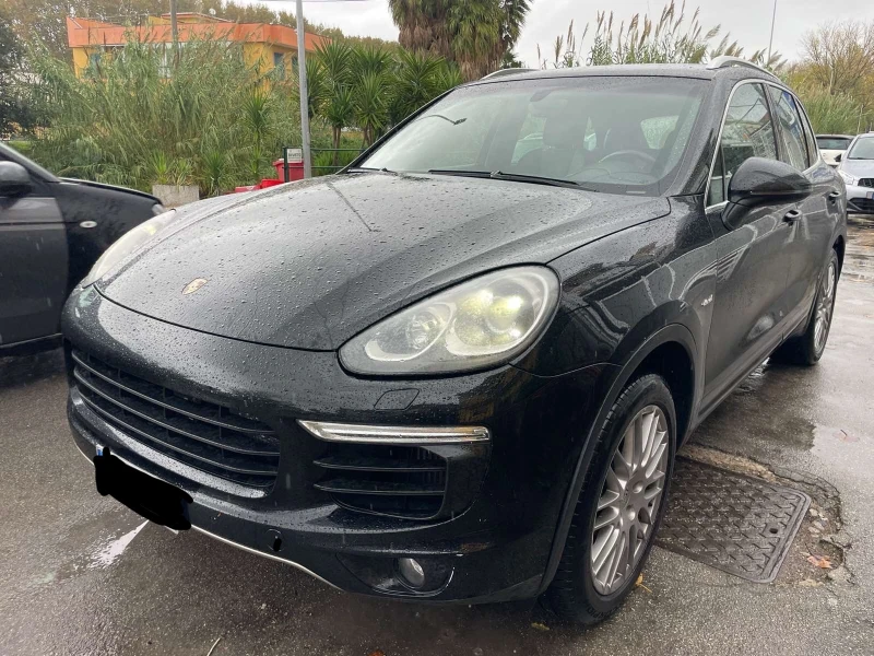 Porsche Cayenne 3.0D 250HP GTS FACELIFT 2017G ОЧАКВАН ВНОС, снимка 2 - Автомобили и джипове - 48070854