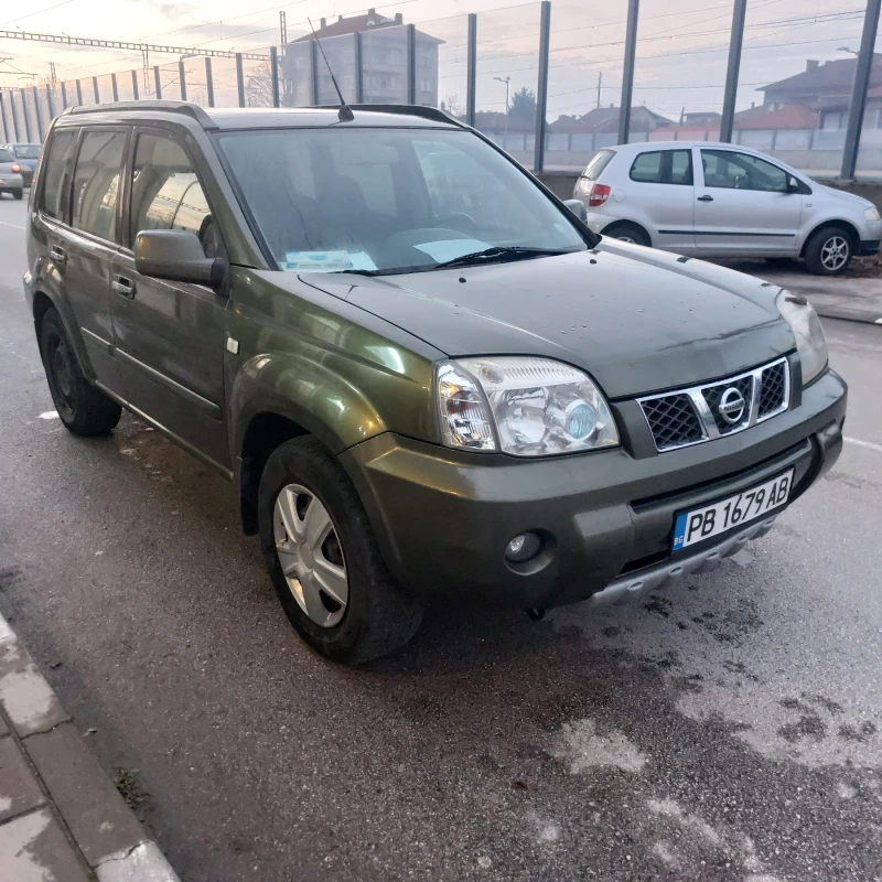 Nissan X-trail 2.2, снимка 3 - Автомобили и джипове - 48310328