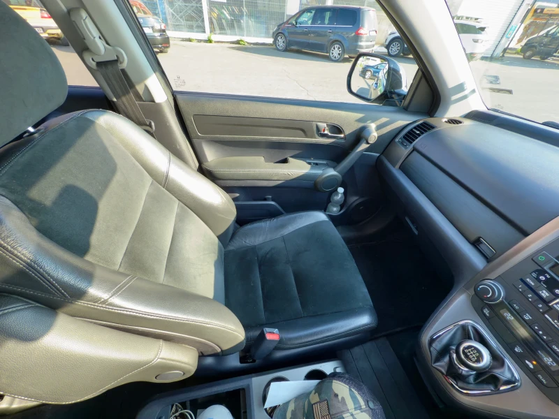 Honda Cr-v ES I-VTEC, снимка 13 - Автомобили и джипове - 51159030