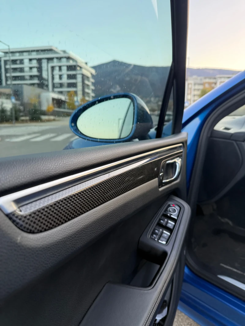 Porsche Macan Turbo, снимка 11 - Автомобили и джипове - 52450131