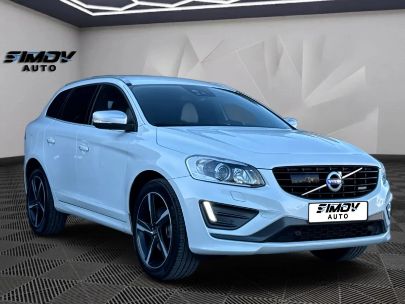 Volvo XC60 3.0T6 R-DESIGN ДИСТРОНИК KEYLESSGO КАМЕРА SWISS, снимка 3 - Автомобили и джипове - 52415040