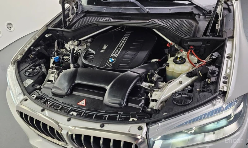 BMW X6, снимка 6 - Автомобили и джипове - 52714550