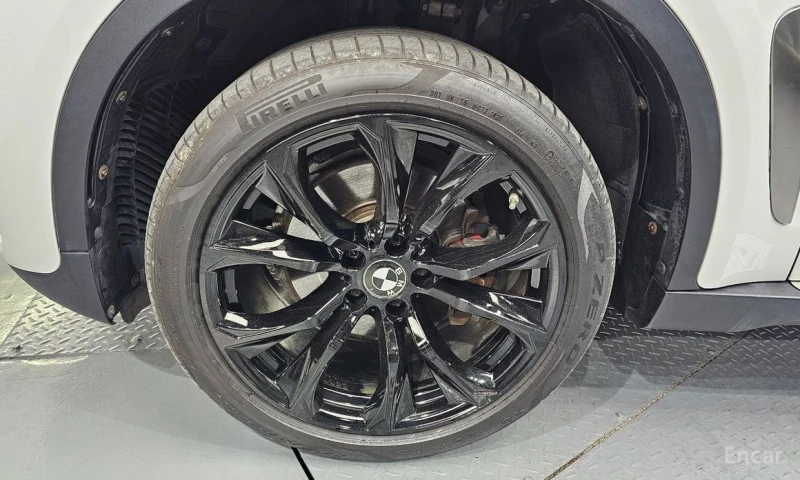 BMW X6, снимка 5 - Автомобили и джипове - 52714550