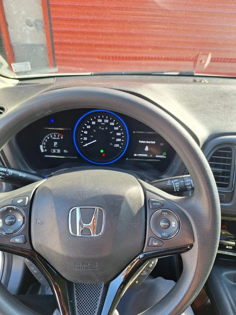 Honda Hr-v, снимка 5 - Автомобили и джипове - 52903253