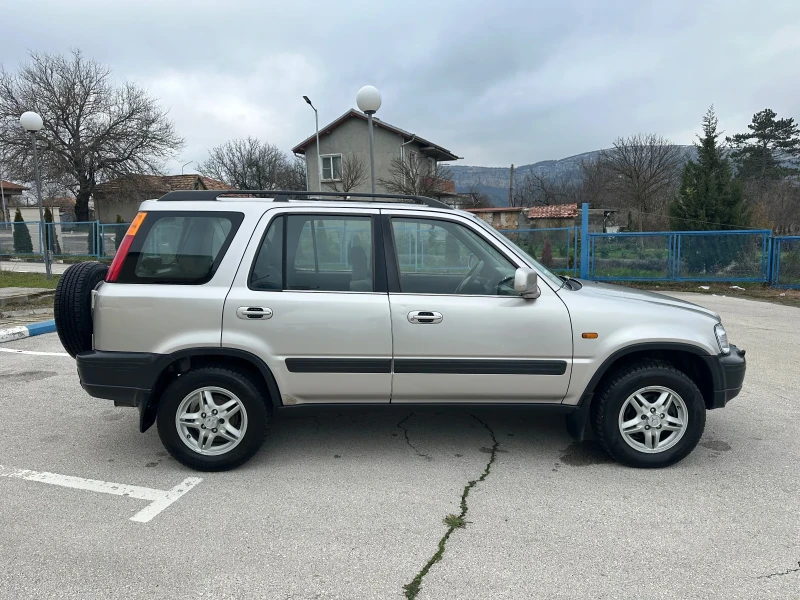 Honda Cr-v 2.0i Бензин 128к.с, снимка 5 - Автомобили и джипове - 52913515