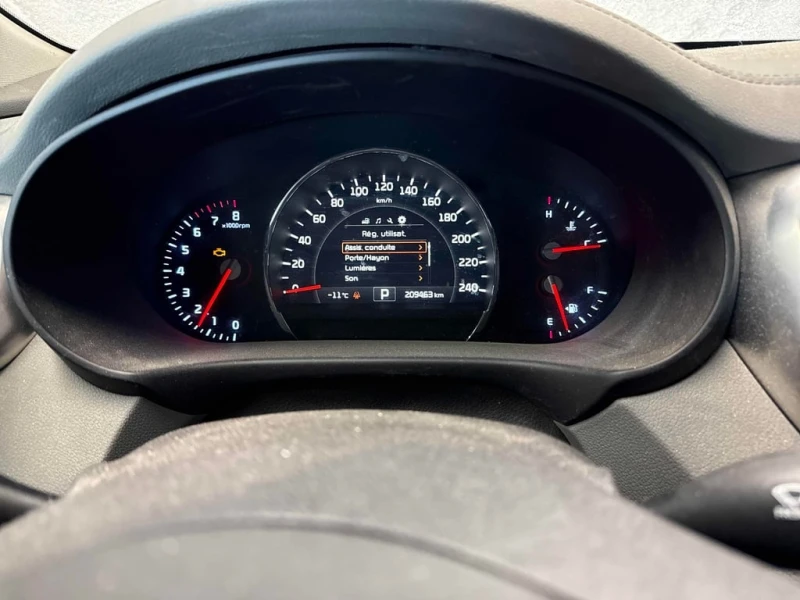 Kia Sorento * AWD 4dr 3.3L EX 7 Seater * CARFAX * БЕЗ ПЪРВОНАЧ, снимка 8 - Автомобили и джипове - 52940374