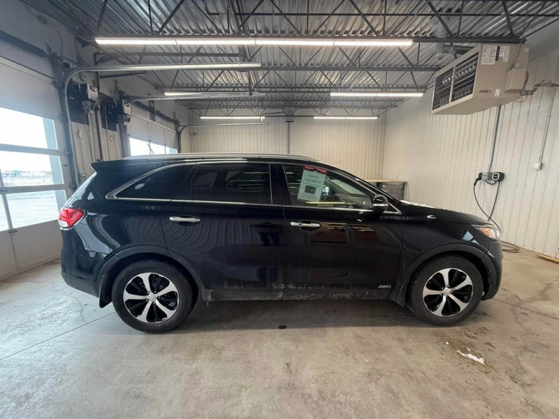 Kia Sorento * AWD 4dr 3.3L EX 7 Seater * CARFAX * БЕЗ ПЪРВОНАЧ, снимка 3 - Автомобили и джипове - 52940374