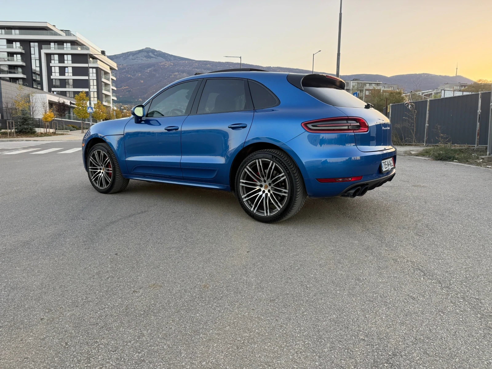 Porsche Macan Turbo - изображение 5