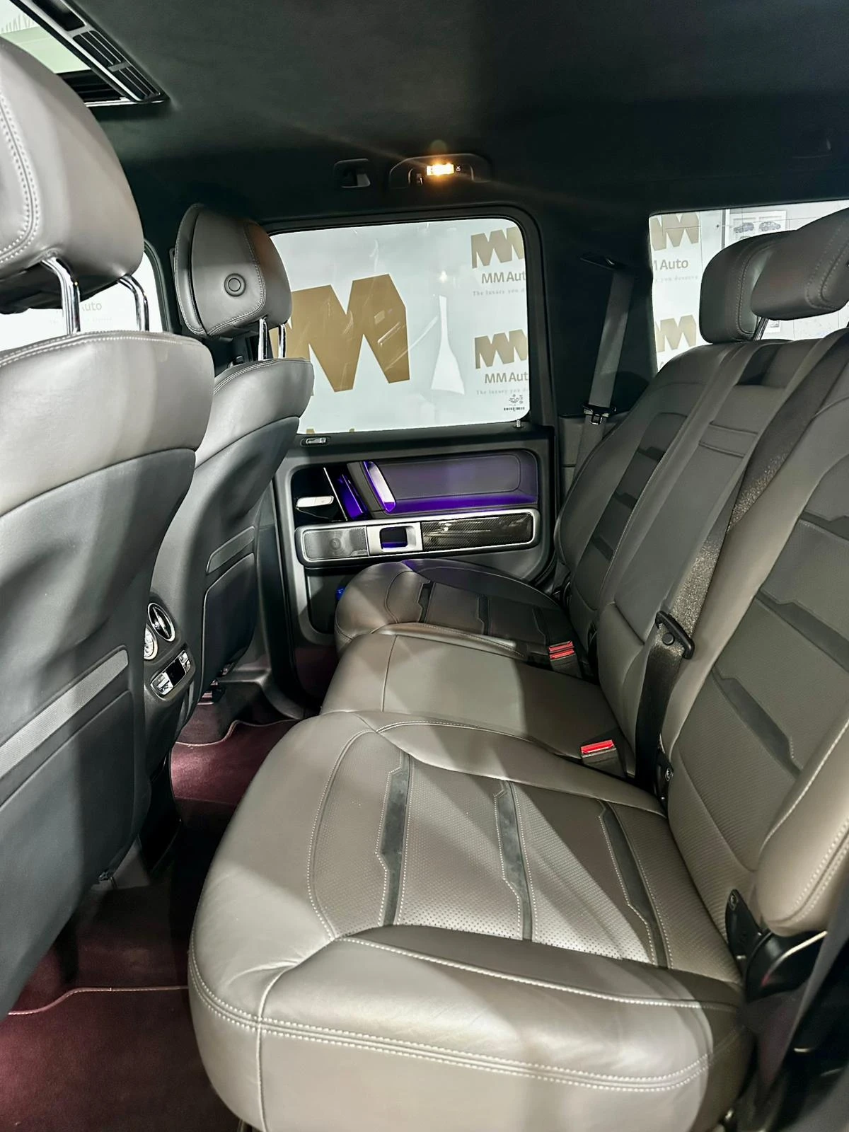 Mercedes-Benz G 63 AMG Manufaktur* Carbon* Night* AMG Drivers Pack - изображение 9