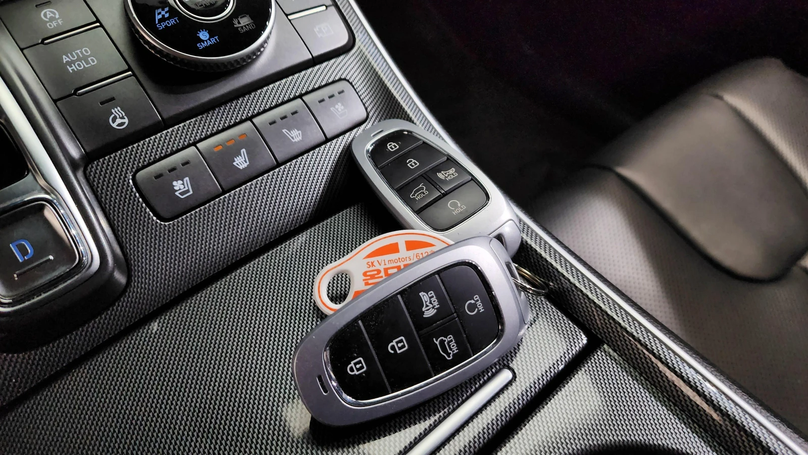 Hyundai Santa fe 2.2D Premium* 4x4* ПОДГРЕВ* ОБДУХВАНЕ* КАМЕРА* , снимка 13 - Автомобили и джипове - 54085328