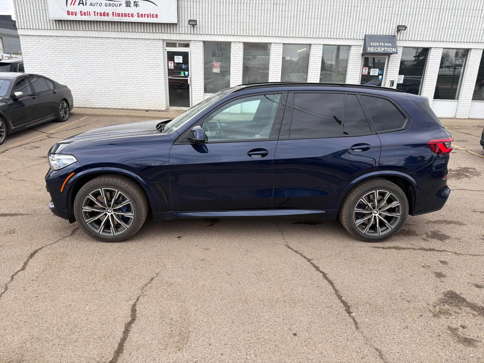 BMW X5 xDrive40i * ПОДГРЕВ * ПАНОРАМА * HARMAN KARDON, снимка 2 - Автомобили и джипове - 54624298