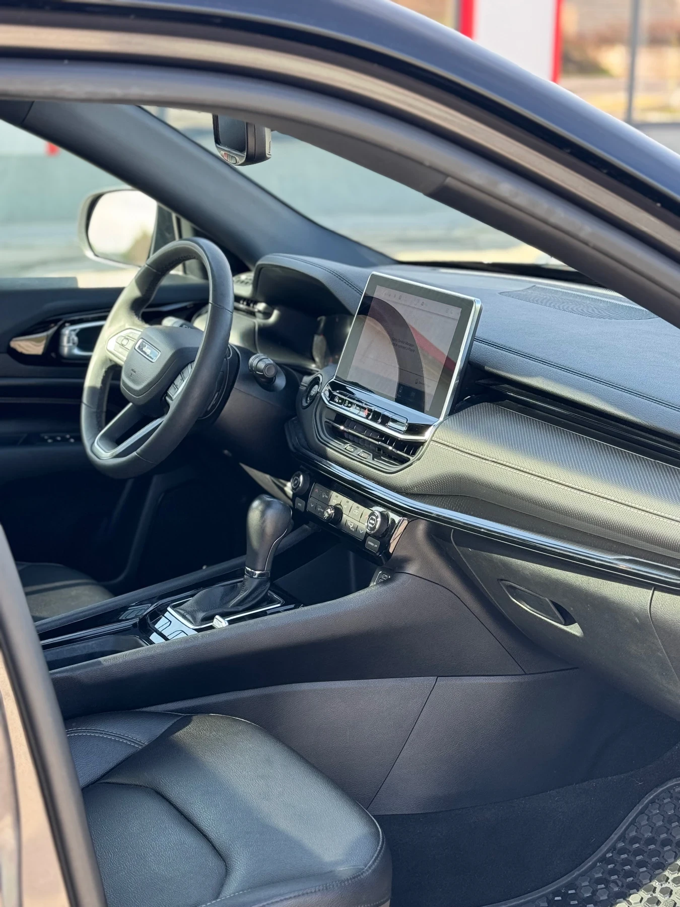 Jeep Compass ALTITUDE, ПАЛЕНЕ ОТ КЛЮЧА, ПОДГРЕВ СЕДАЛКИ И ВОЛАН, снимка 8 - Автомобили и джипове - 54679614