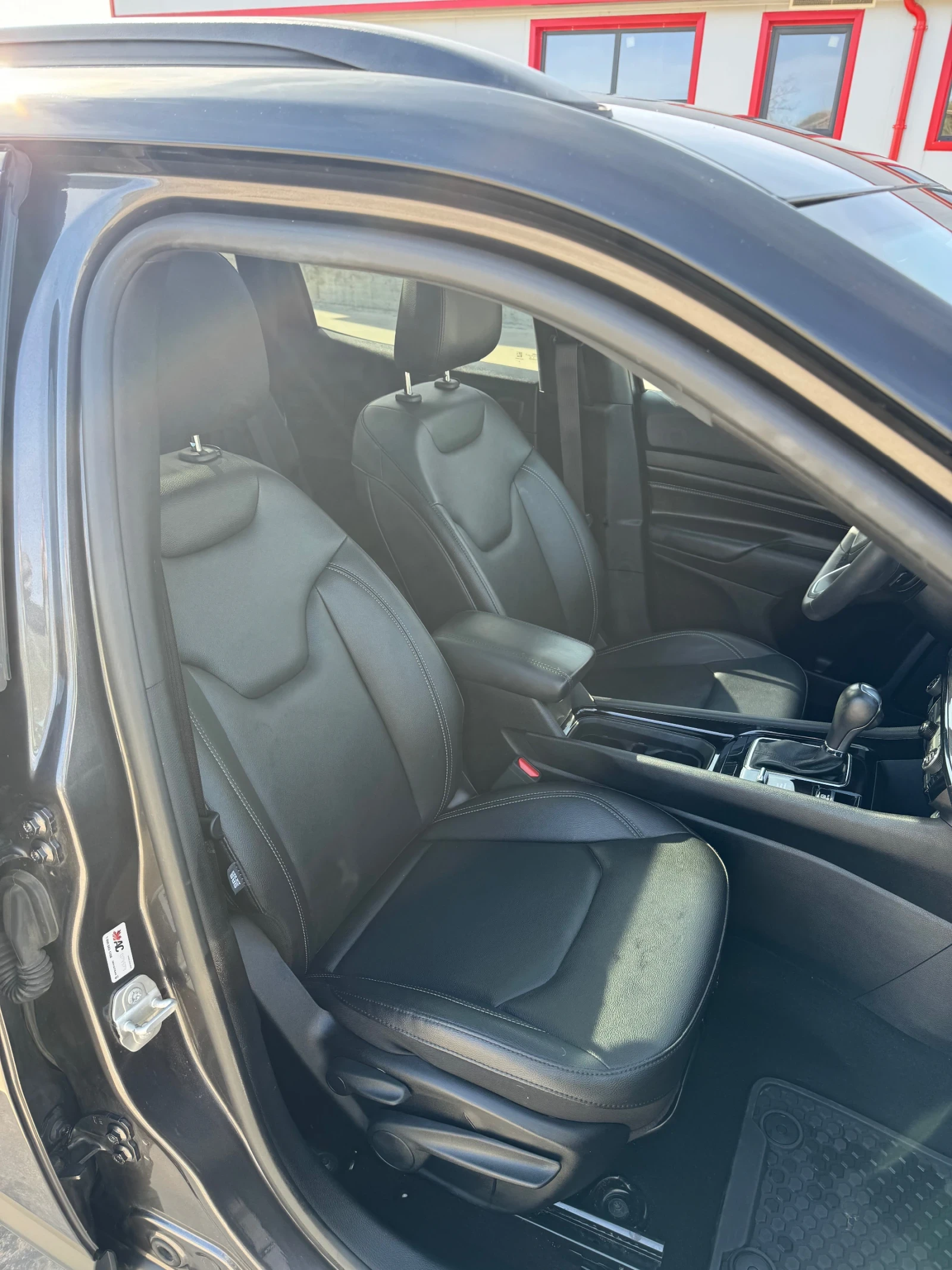 Jeep Compass ALTITUDE, ПАЛЕНЕ ОТ КЛЮЧА, ПОДГРЕВ СЕДАЛКИ И ВОЛАН, снимка 9 - Автомобили и джипове - 54679614