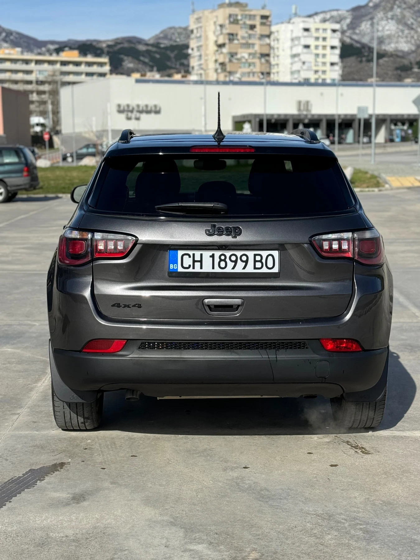 Jeep Compass ALTITUDE, ПАЛЕНЕ ОТ КЛЮЧА, ПОДГРЕВ СЕДАЛКИ И ВОЛАН, снимка 4 - Автомобили и джипове - 54679614