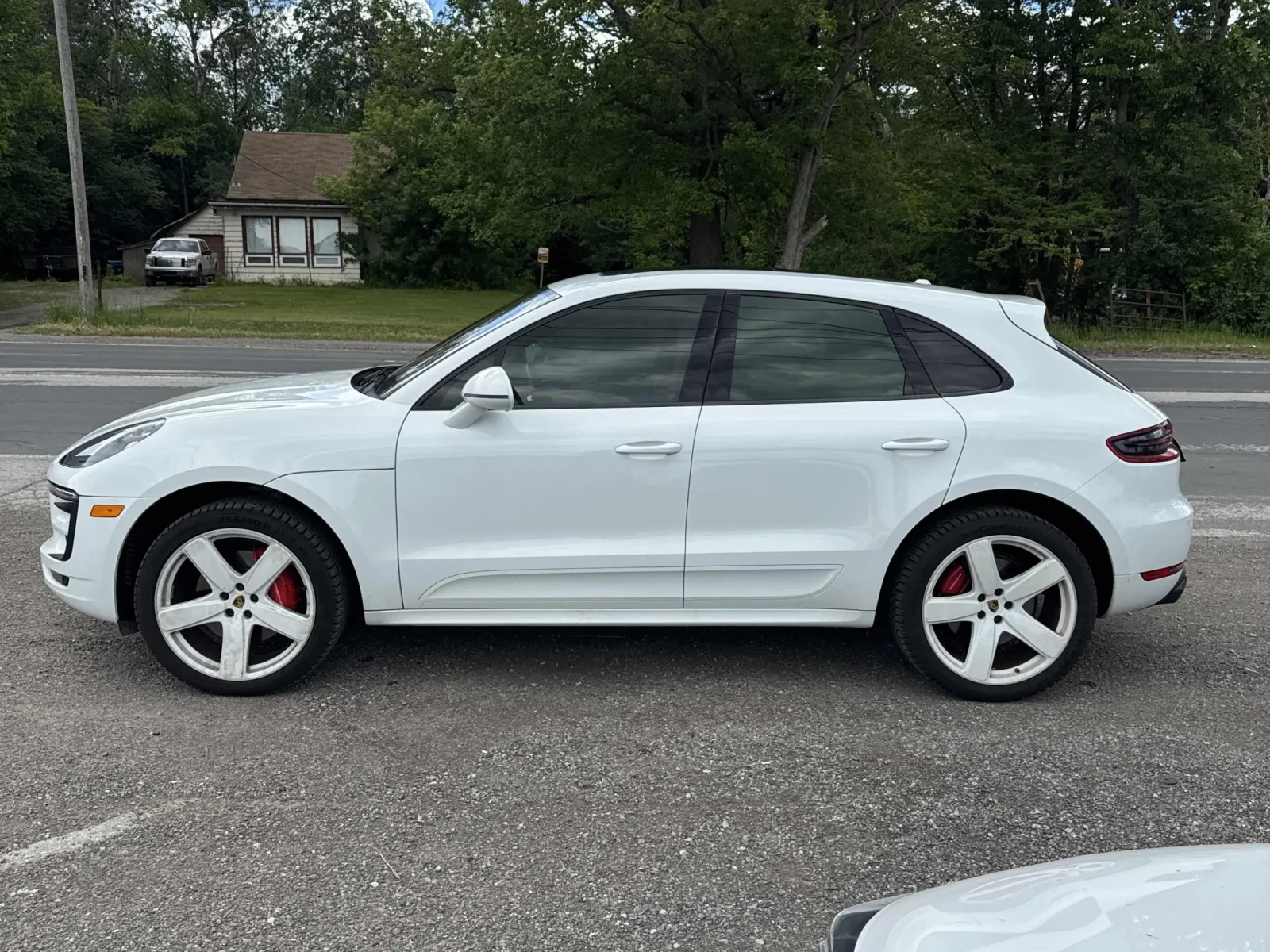 Porsche Macan Turbo * ОБДУХВАНЕ* ПОДГРЕВИ * ПАНОРАМА * CARFAX, снимка 3 - Автомобили и джипове - 54920021
