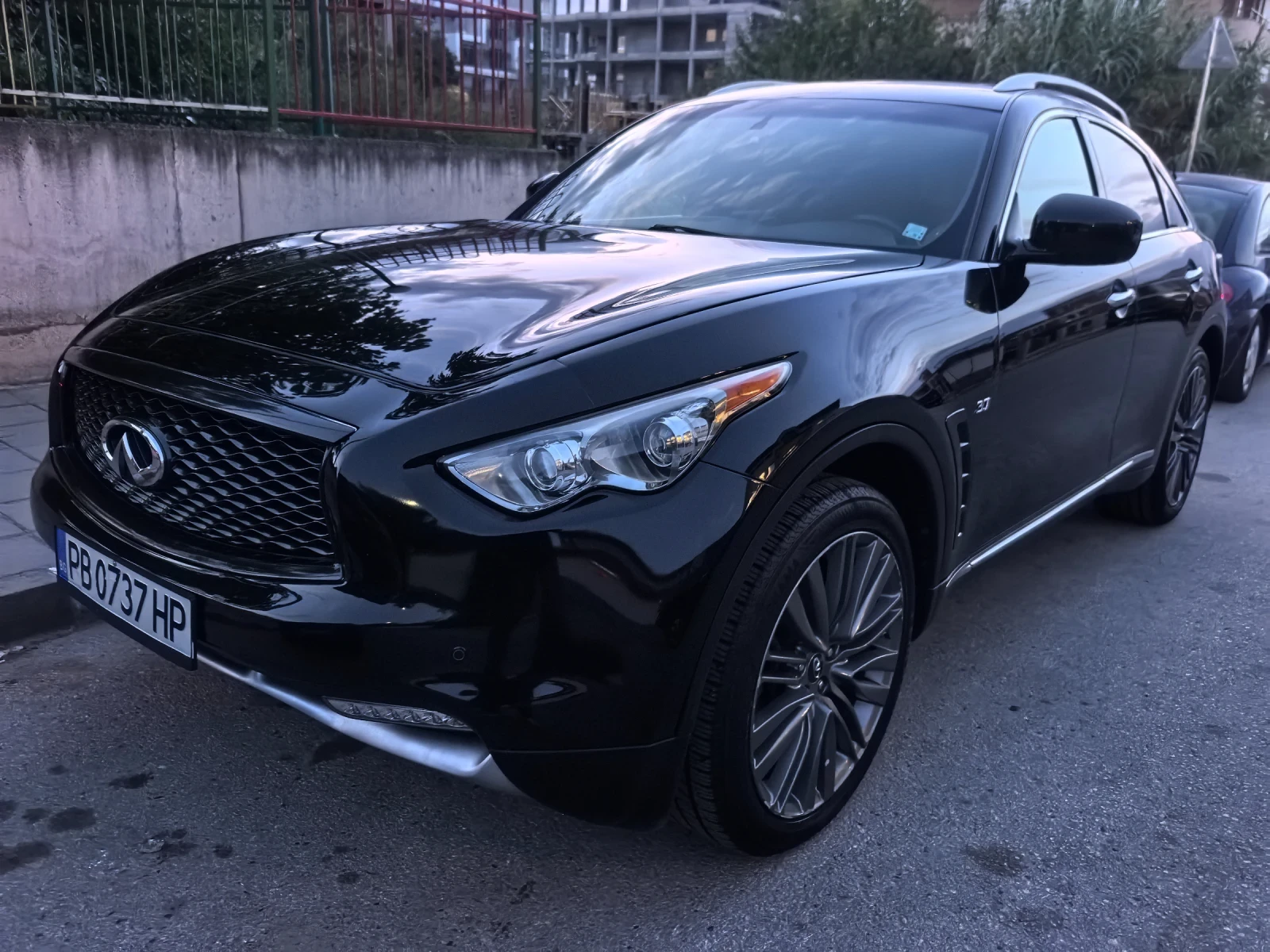 Infiniti QX70 Limited