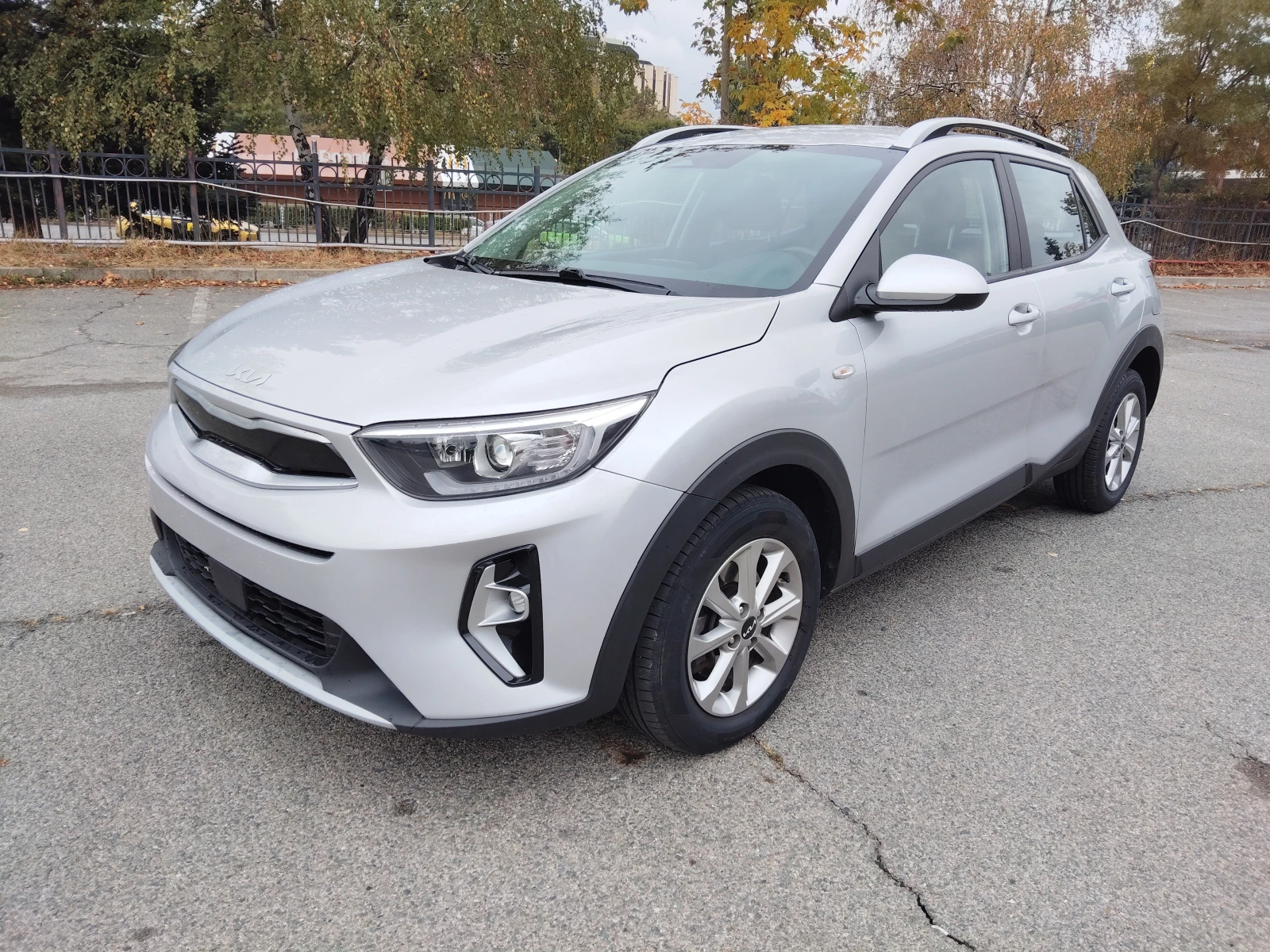 Kia Stonic Hybrid 114000km!!!, снимка 2 - Автомобили и джипове - 56519383