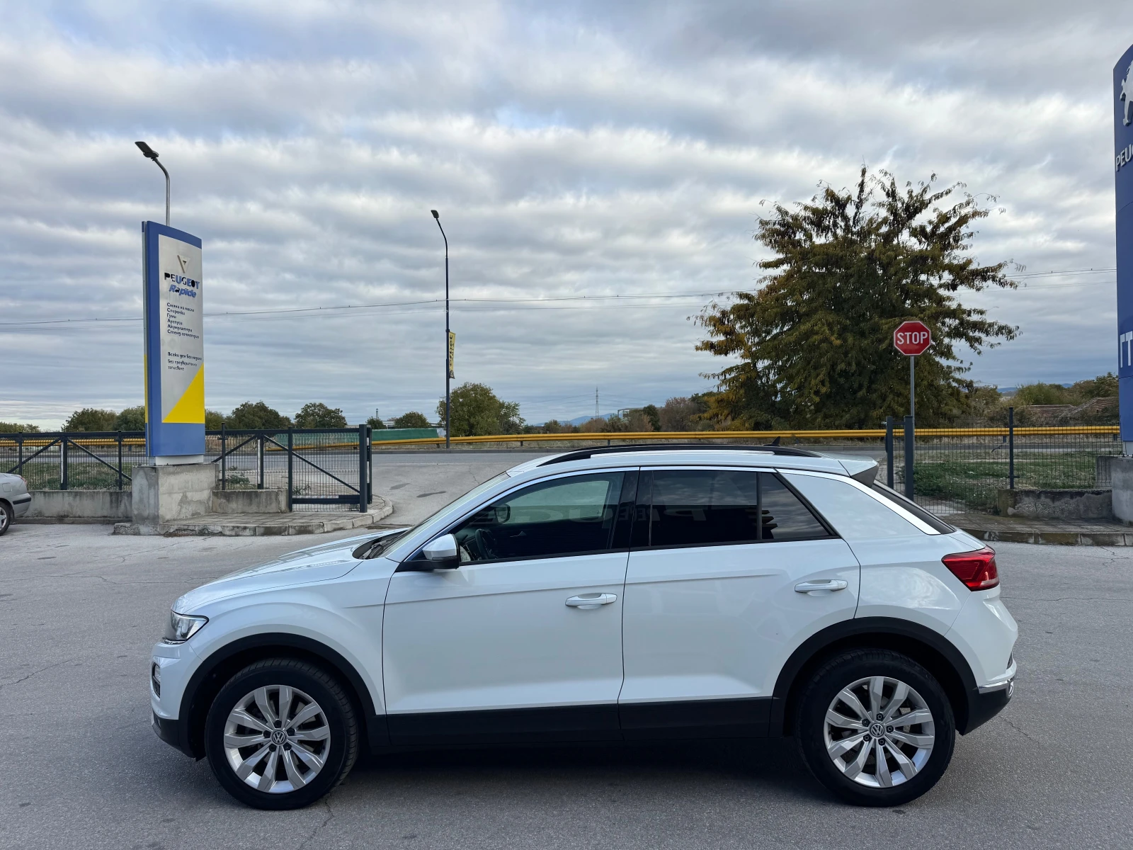 VW T-Roc 2.0 TDI 150кс Advanced, снимка 2 - Автомобили и джипове - 56707913