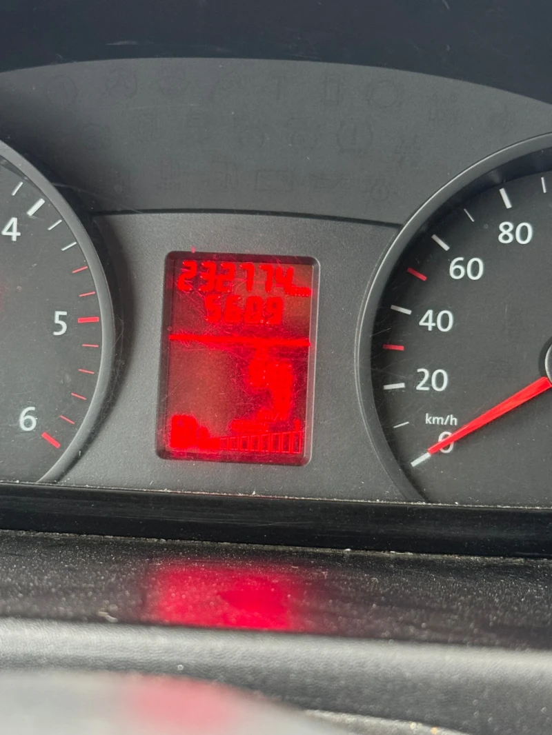 VW Crafter 2, 0 tdi 136 , снимка 8 - Бусове и автобуси - 53096212