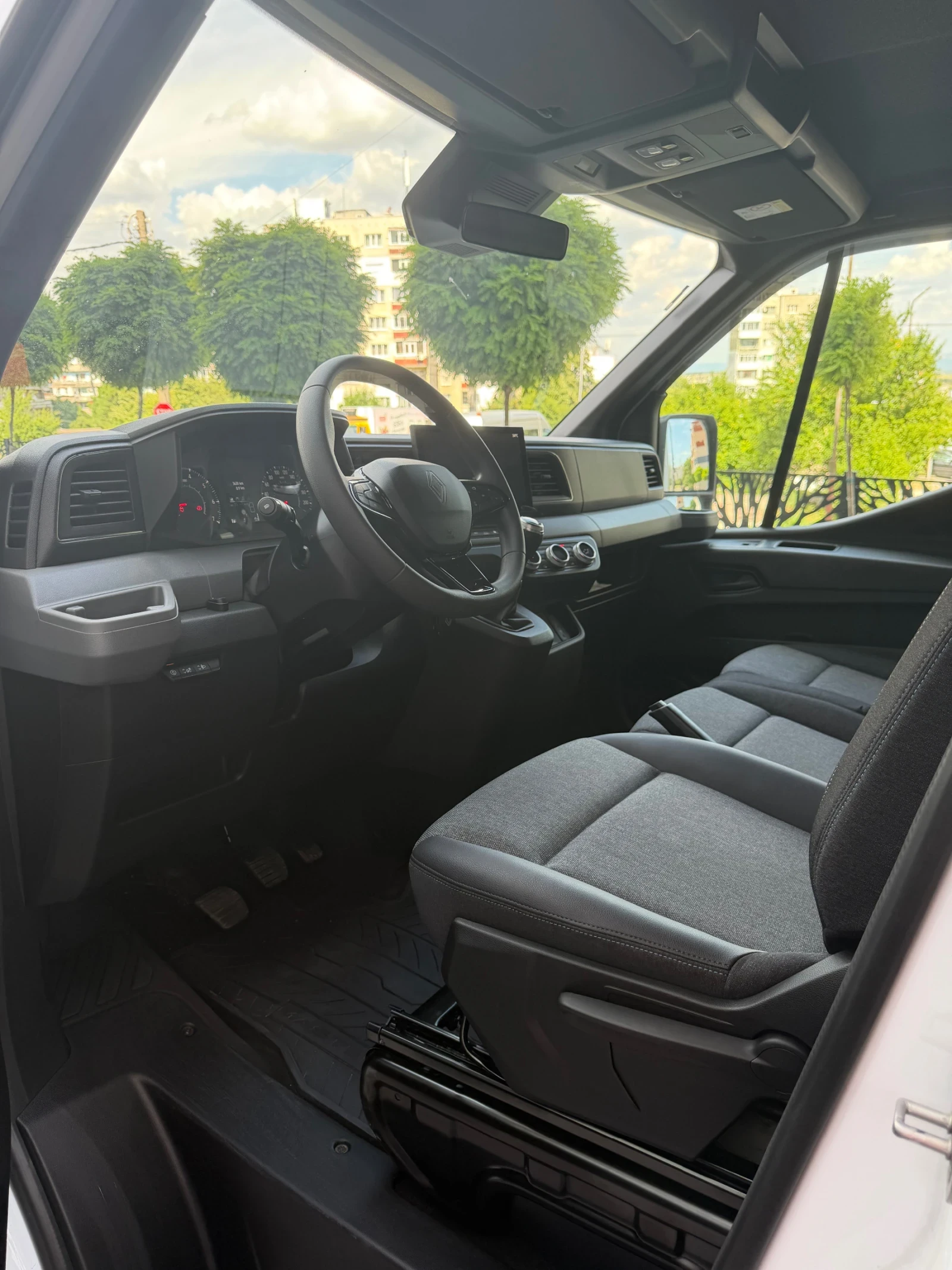 Renault Master 1.7D L3, снимка 13 - Бусове и автобуси - 55225783