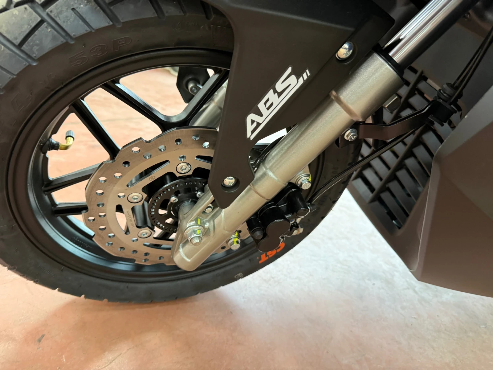 Yamaha X-max Linhai ADV Buck 125 - изображение 5