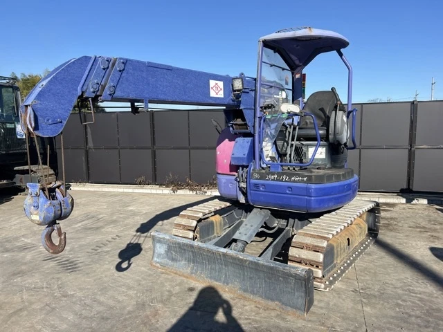 Кулокранове Komatsu очакван внос 10.05.2026