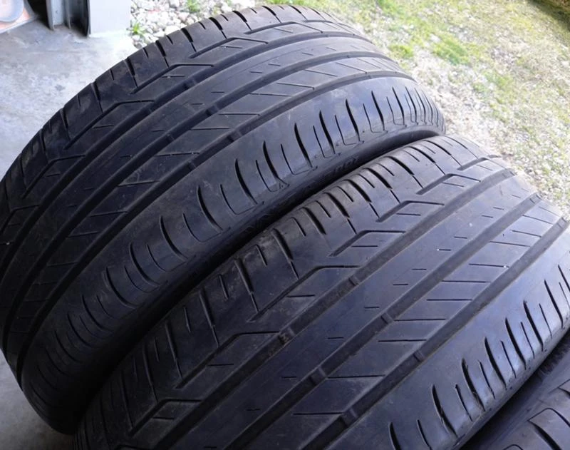 Гуми Летни 225/45R19, снимка 3 - Гуми и джанти - 31987668