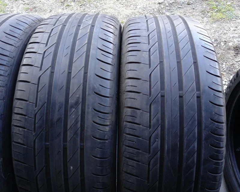 Гуми Летни 225/45R19, снимка 8 - Гуми и джанти - 31987668