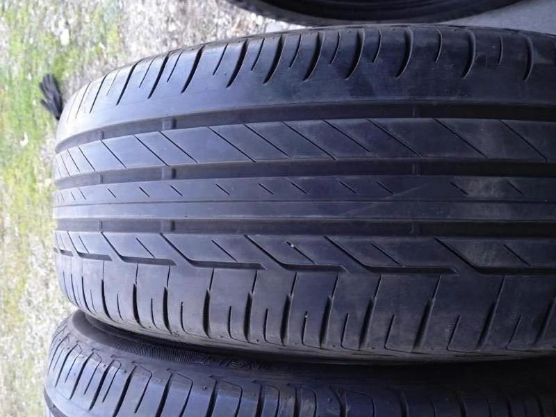 Гуми Летни 225/45R19, снимка 4 - Гуми и джанти - 31987668