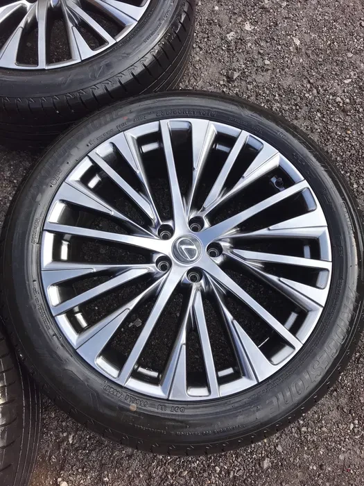 Гуми с джанти Bridgestone 235/50R21, снимка 3 - Гуми и джанти - 56237064