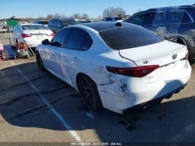 Alfa Romeo Giulia 2l Ti Awd, снимка 3