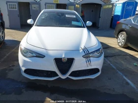 Alfa Romeo Giulia 2l Ti Awd, снимка 12