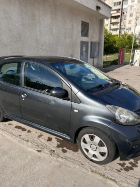 Обява за продажба на Toyota Aygo ~5 400 лв. - изображение 2