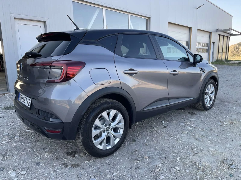 Renault Captur, снимка 4 - Автомобили и джипове - 47206860