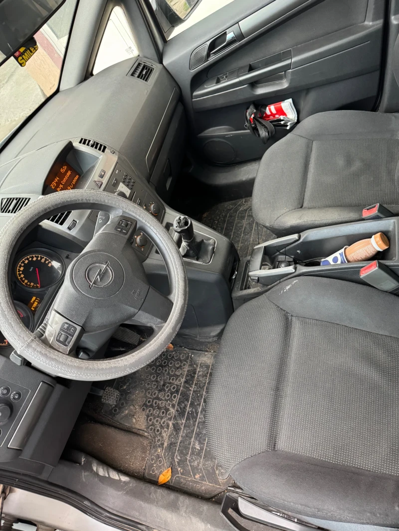 Opel Zafira, снимка 6 - Автомобили и джипове - 47485392