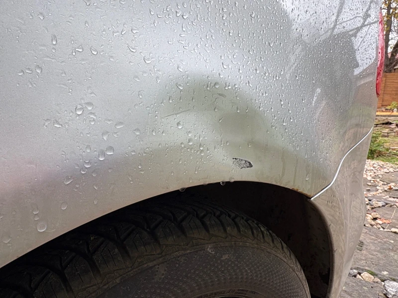 VW Touran  Цената е крайна! Без бартери!, снимка 10 - Автомобили и джипове - 52555356