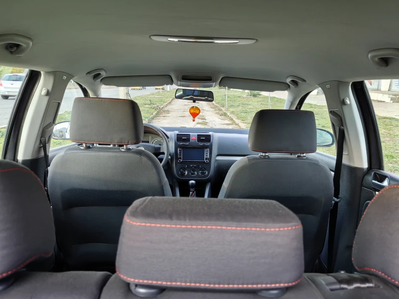 VW Golf 1.9tdi 105ps Navi, снимка 15 - Автомобили и джипове - 52849229