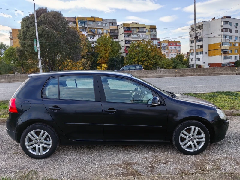 VW Golf 1.9tdi 105ps Navi, снимка 5 - Автомобили и джипове - 52849229